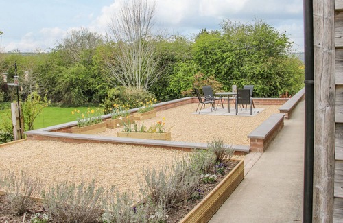 Craven Arms House | THE DIPPY, pet friendly, character holiday cottage in Aston On Clun