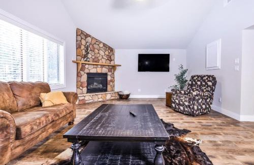 Manitowish Waters House | The Dog House