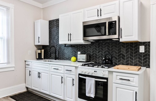 Bethlehem House | The Downtown Hive: Sophisticated stay steps from Main St Bethlehem!