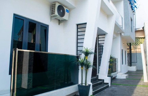 Surulere Apartment | The Duch Apartment-APT5
