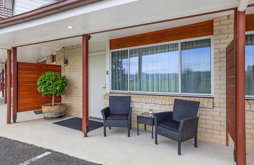 Westdale Hotel | The Duck Inn Apartments