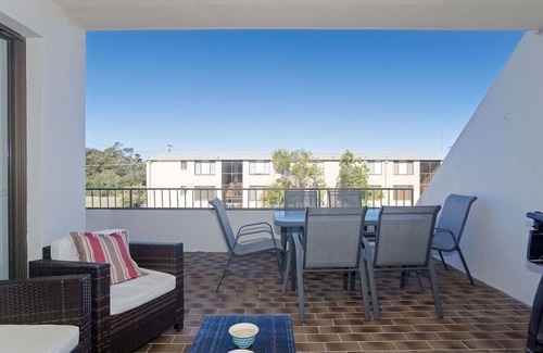 Fingal Bay Apartment | The Dunes Two bedroom apartment overlooking pool