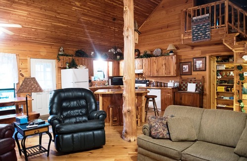 Boswell Cabin | The Eagle Cabin in Sunset Valley on the White River