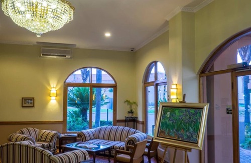 Menlo Park House | The Elegant Lodge