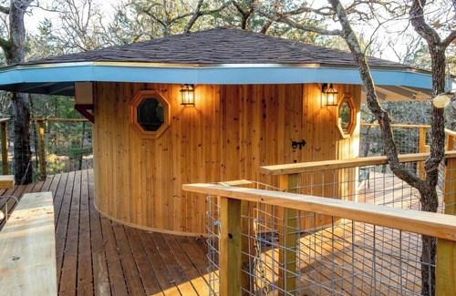 Paige Cabin | The Elf's Aerie, An Enchanting Dog-Friendly Treehouse in the Lost Pines Shire