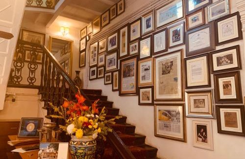Dharmatala Hotel | The Elgin Fairlawn, Kolkata
