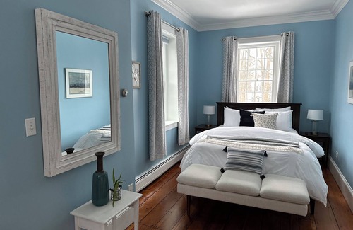 Colchester Bed & Breakfast | The Ellis Inn