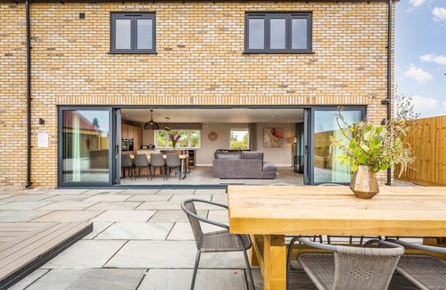 Dunholme House | The Elms, Ashlin Farm Barns
