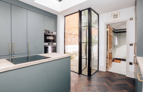 Henley-on-Thames House | The Emerald - Central Henley 2 Bedroom House