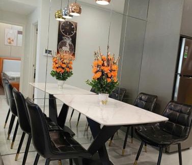 Thuan An Apartment | The Emerald Golf View