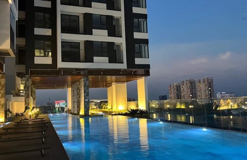 Thuan An Apartment | The Emerald Golf View