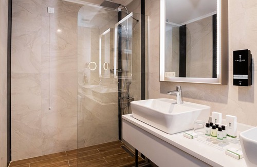 Bagbasi Hotel | THE EMPORIA HOTEL