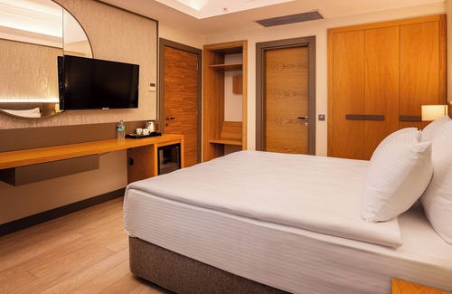 Bagbasi Hotel | THE EMPORIA HOTEL