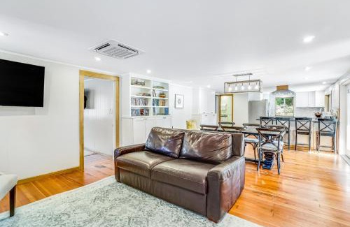 Quilcene House | The Entire Property at Mount Walker Inn
