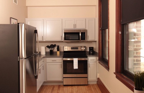 Winona Apartment | The Exchange 14 | Historic Bldg, Studio, Dwntwn