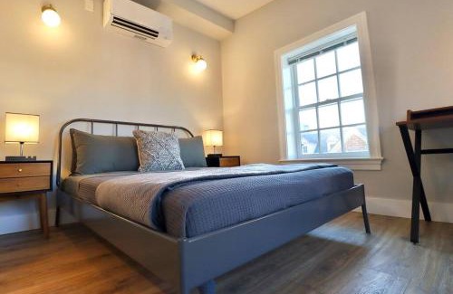 Old Town Alexandria Apartment | The Fairfax Suite at Prince Street Inn
