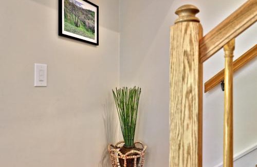 Hydeville House | The Family Retreat at Bomoseen home