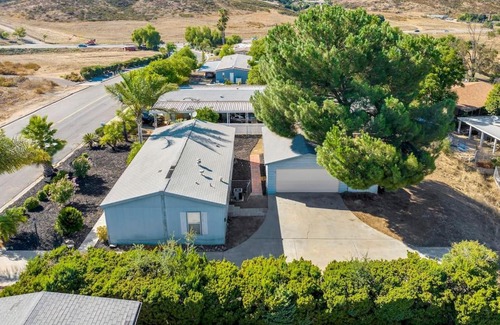 Wildomar House | The Farm Cottage