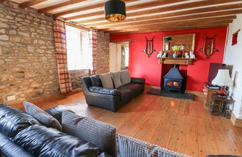 Felinfach House | The Farmhouse