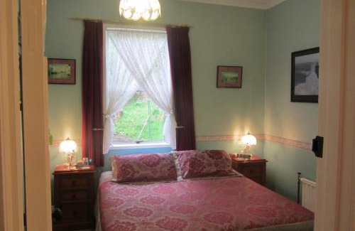 Lower Shotover Bed & Breakfast | The Ferry Bed & Breakfast