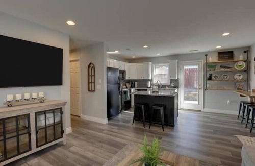 Quincy House | The Fieldhouse a Simply Charming propertynn