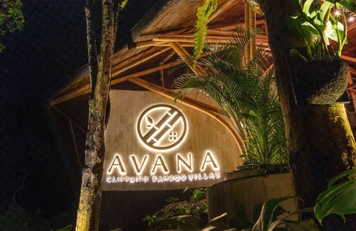Klungkung Villa | The Floating Treehouse Villa By Avana - A Dreamy Treehouse with a View