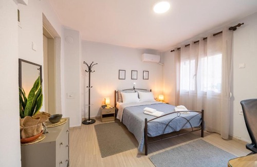 Florina Apartment | The Florina Park House
