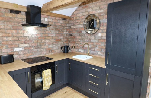 Sturton By Stow House | THE FORGE, pet friendly, luxury holiday cottage in Ingham