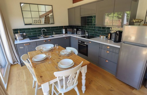 Aylesby Cottage | THE FORGE, with a garden in Laceby