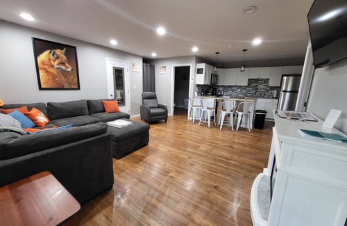 Thomas House | The Fox Den, 2 bdrm, walk to Purple Fiddle, near Canaan, Davis, Blackwater Falls