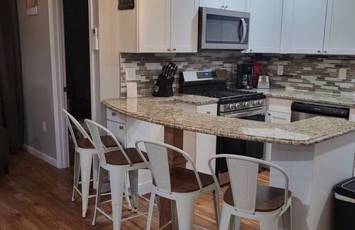 Thomas House | The Fox Den, 2 bdrm, walk to Purple Fiddle, near Canaan, Davis, Blackwater Falls