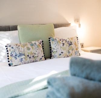 Sudbury Bed & Breakfast | The Foxes Den