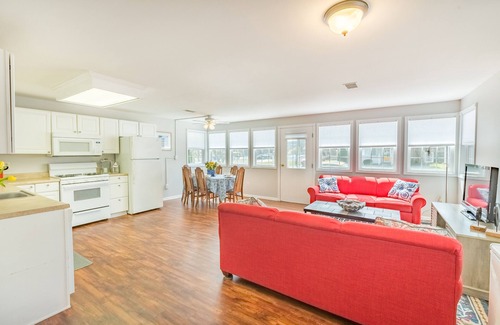 Olcott House | The Franklin House at BackBay Marina