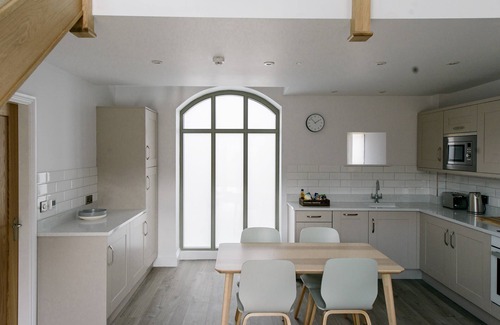 Barnetby House | The Gables - 2 bedroom self catered cottage apartment