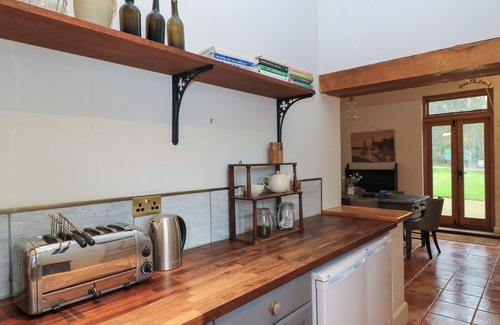 Spaxton Cottage | THE GABLES, pet friendly, character holiday cottage in Nether Stowey