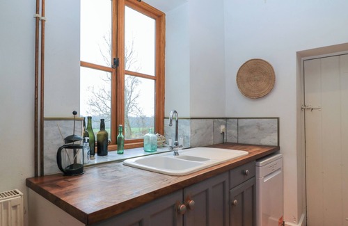 Spaxton Cottage | THE GABLES, pet friendly, character holiday cottage in Nether Stowey