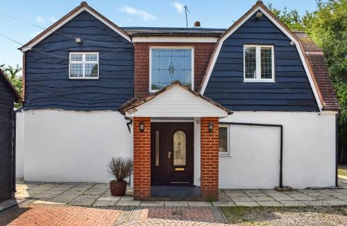 Chipstead House | The Gables - Uk47818