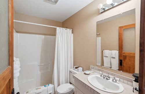 Eastland Hotel | The Galveston Room at The Eastland Historic Hotel