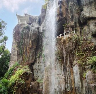 East Huanshi Road Hotel | The Garden Hotel Guangzhou - Discover 26 cultural treasures with hotel Golden Tour Guide