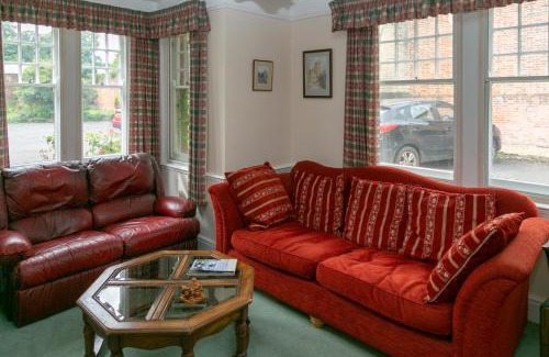 Grittleton Bed & Breakfast | The Garden House Grittleton