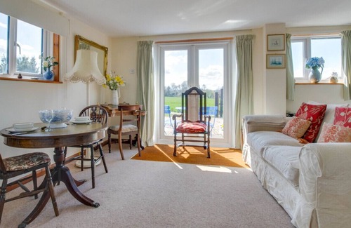 Stuppington House | The Garden House - One Bedroom House, Sleeps 2