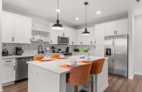 Winter Garden Apartment | The Garden Luxe Retreat
