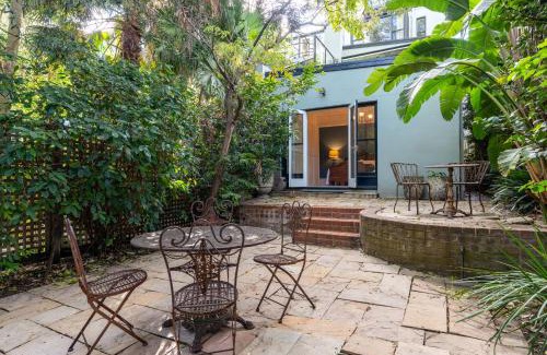 North Sydney Apartment | The Garden Retreat -north Sydney