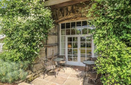Fourstones Near Bentham House | The Garden Rooms Lawkland