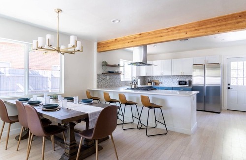 Miramonte House | The Gathering Place for large groups and families to create memories