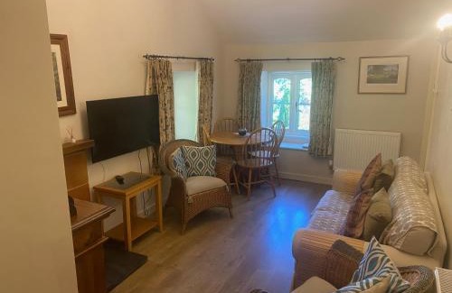 Redbrook House | The Generals Cottage