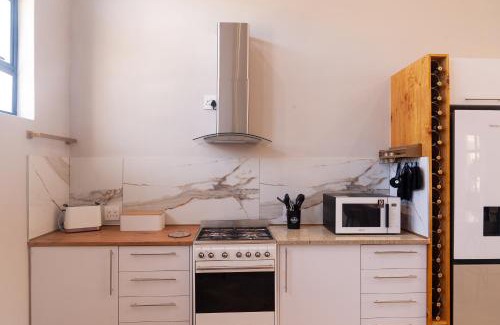 Helderberg Rural Villa | The Glass Castle Retreat