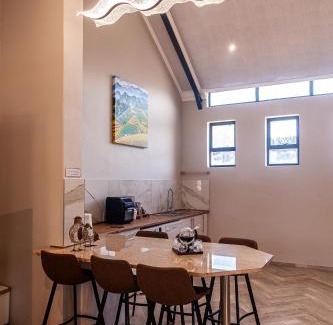 Helderberg Rural Villa | The Glass Castle Retreat