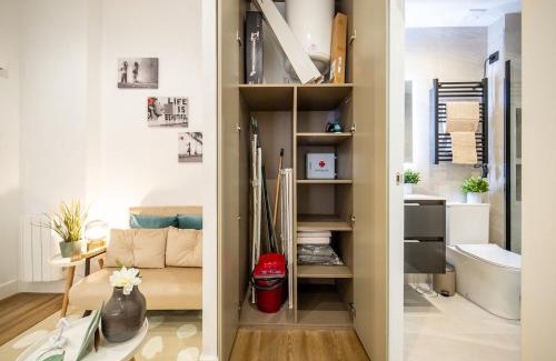 Imperial Apartment | The Glass Cube