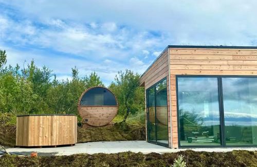 Mosfellsbaer Ski Chalet | The Glass house - Northern lights hideout
